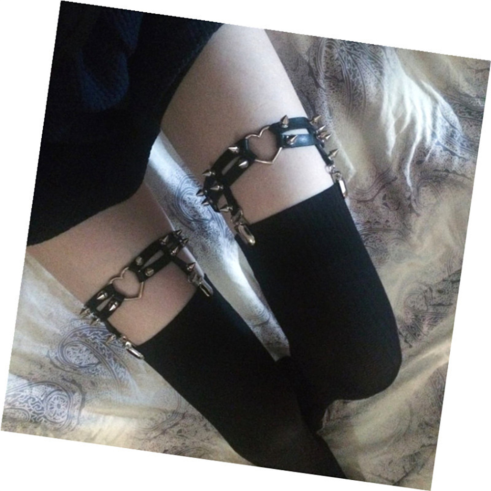 1 ชิ้นผู้หญิง Punk Goth หัวใจ  - Body Jewelry Types บทวิจารณ์และราคา